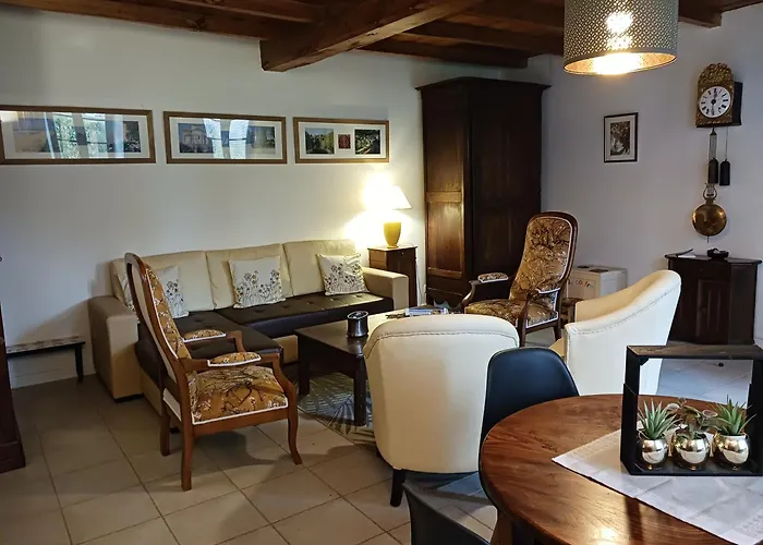 La Demeure D'ezilda Holiday home Fleac-sur-Seugne